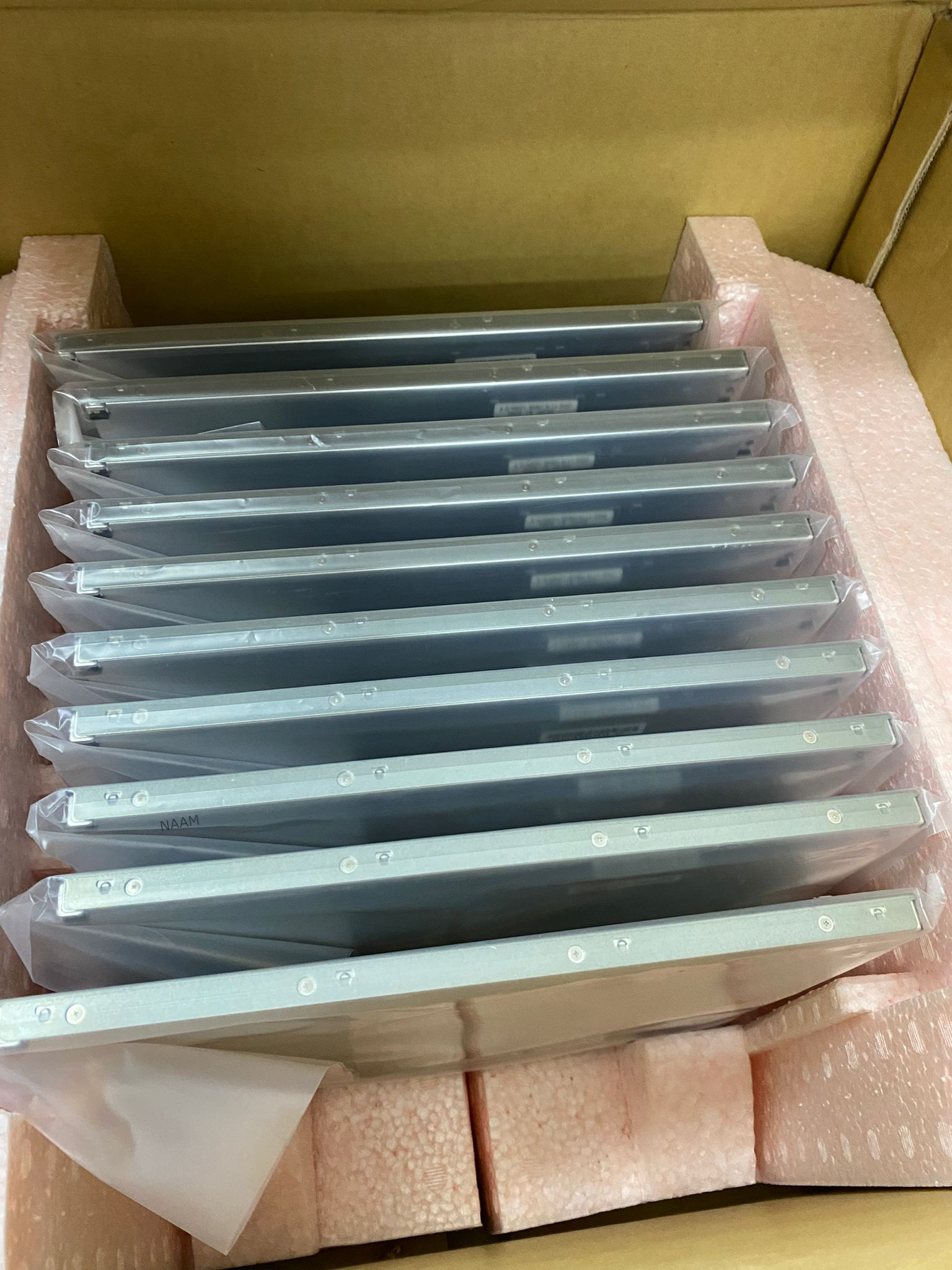 AA121SM02      view 2