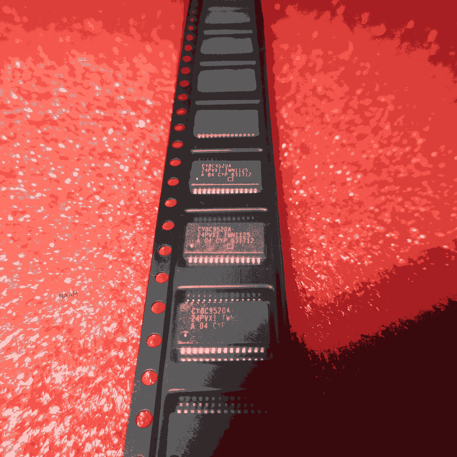 CY8C9520A-24PVXT