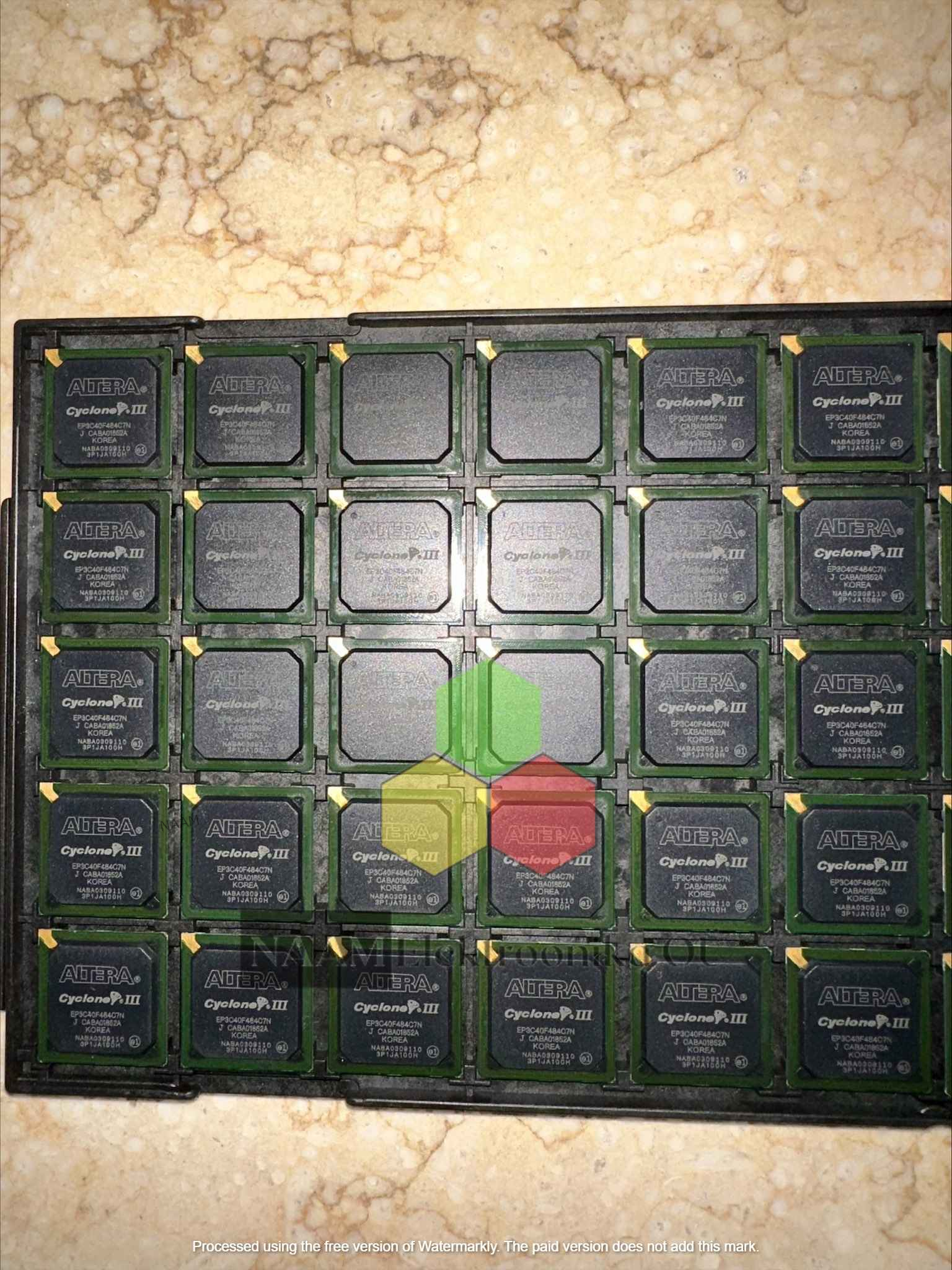 EP3C40F484C7N