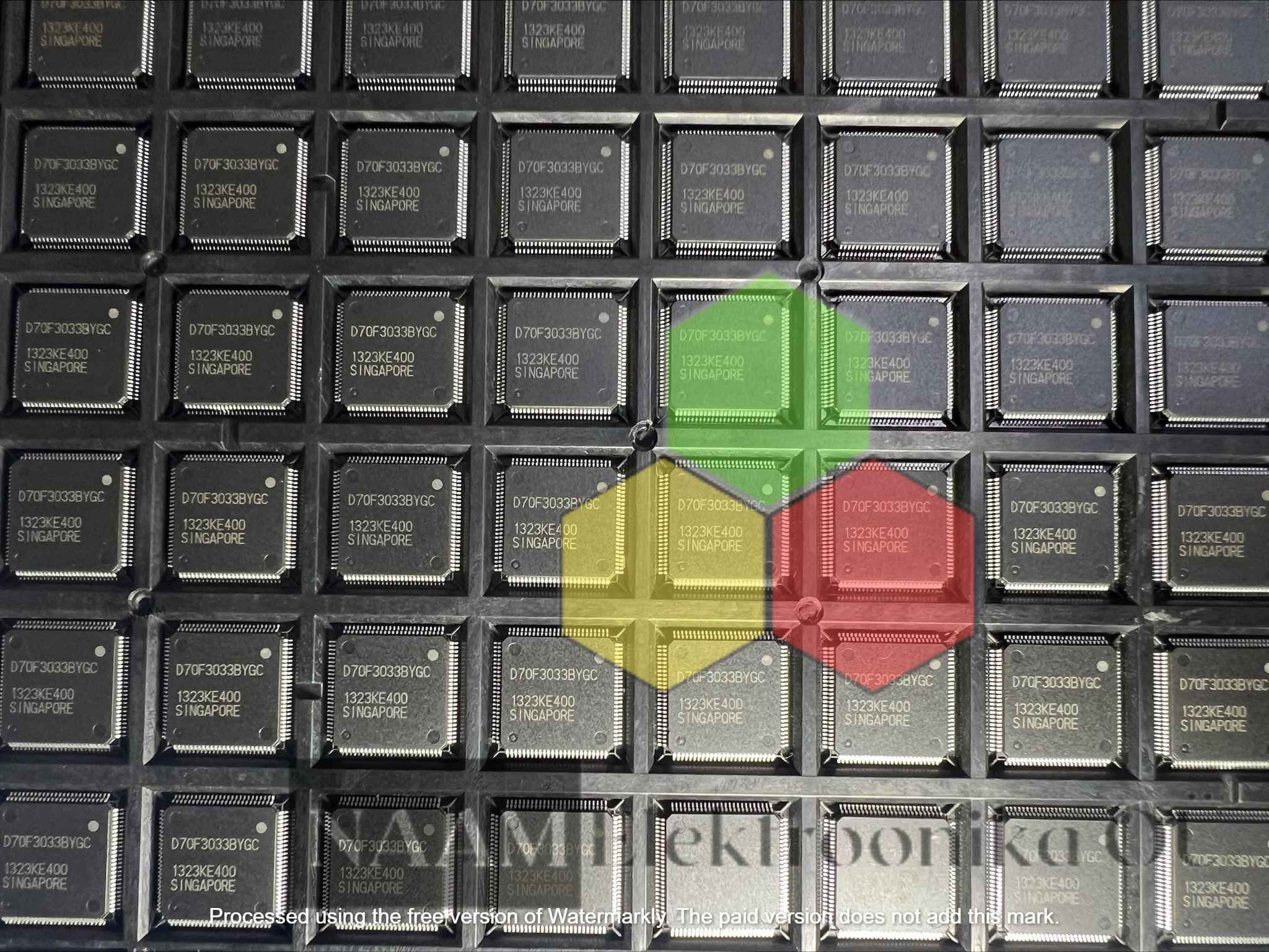 UPD70F3033BYGC-8EU-A     view 7